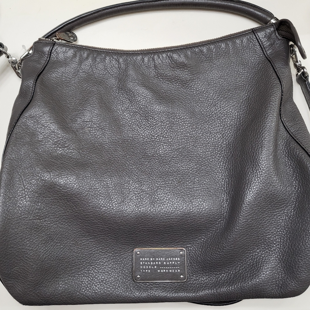 Marc By Marc Jacobs Gray Pebbled Leather Hobo Purse